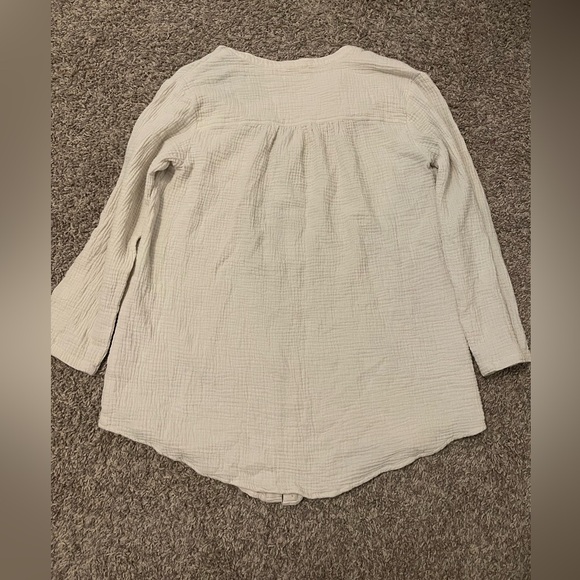 🍦LoveStitch Moonlight Button Front Top🍦 - Picture 8 of 8